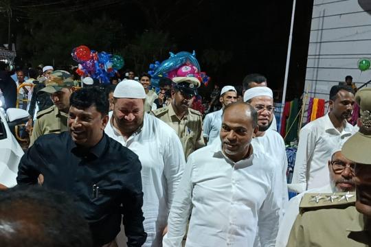 Uttara Kannada SP M. Narayan Visits Bhatkal Ramzan Bazaar, Applauds Communal Harmony & Security Measures