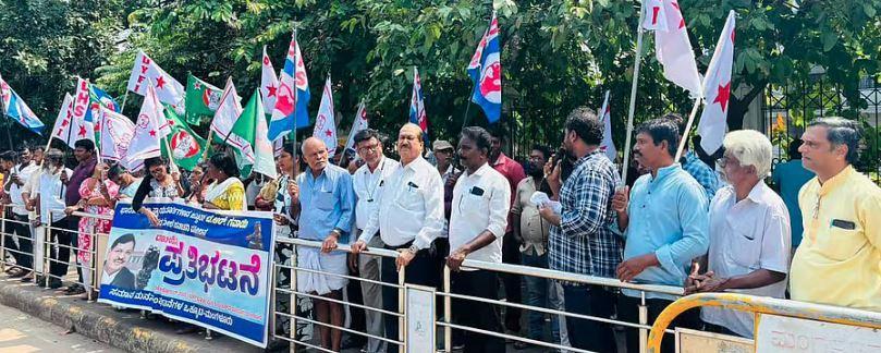 Nationwide Condemnation After Lawyer Attempts Shoe Attack on Chief Justice BR Gavai