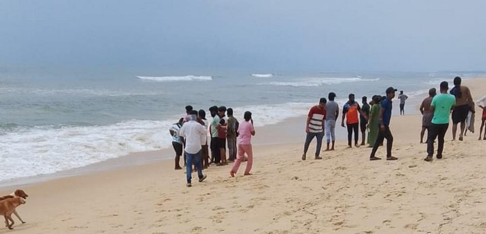 Three Bengaluru students drown in Arabian Sea in Kundapur; one rescued admitted to Manipal Hospital