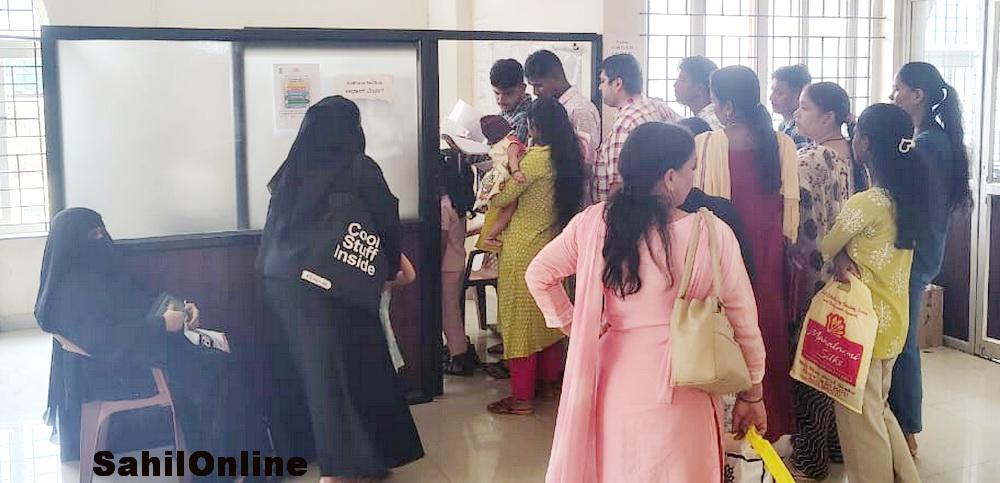 Bhatkal: Aadhaar services resume at Mini Vidhan Saudha after two-month hiatus; public relieved