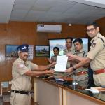 Police personnel from Bhatkal honoured for outstanding warrant execution