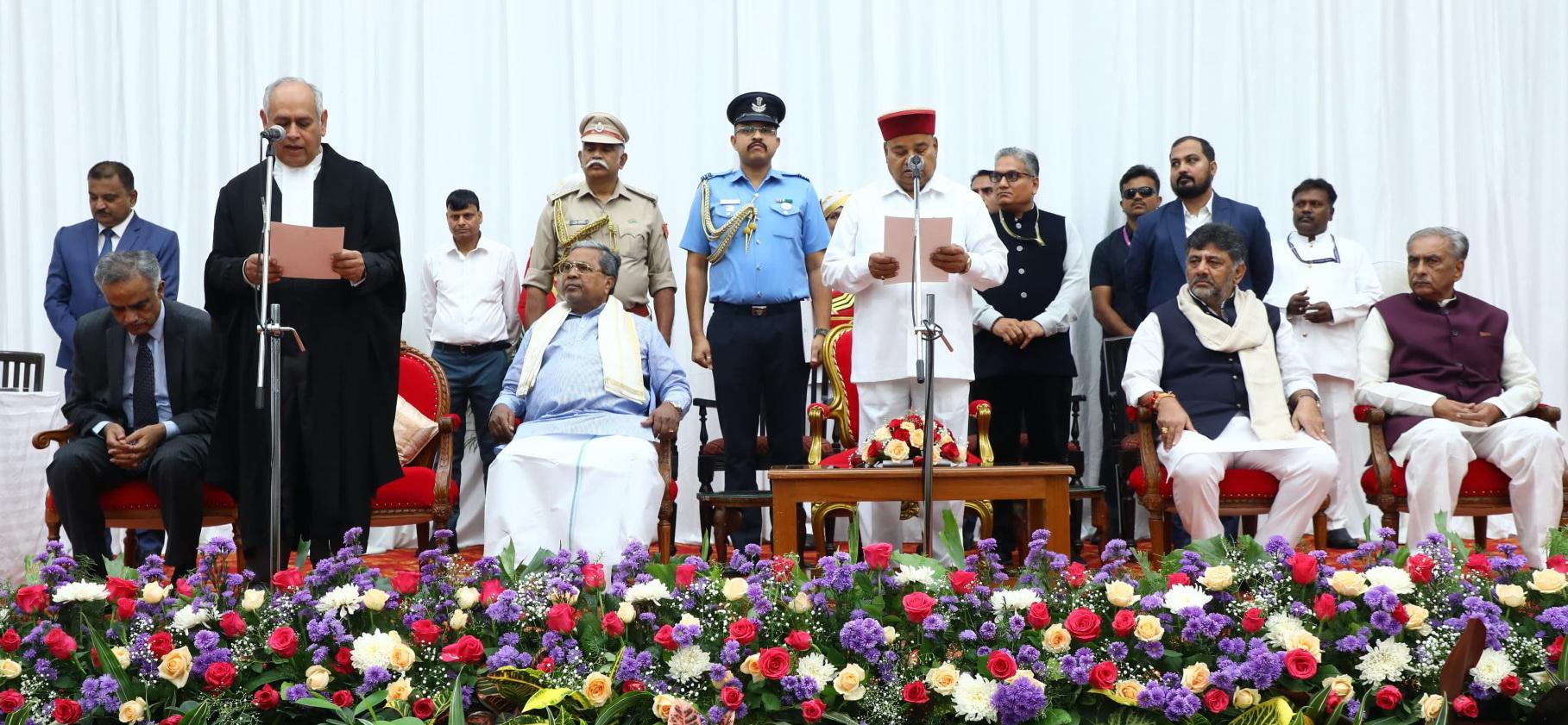 Justice Vibhu Bakhru takes oath as new Chief Justice of Karnataka High Court