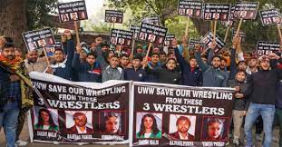 Hundreds of junior wrestlers protest against Sakshi, Vinesh over losing 'crucial year' in career